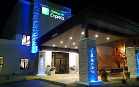 Holiday Inn Express Cloverdale In
