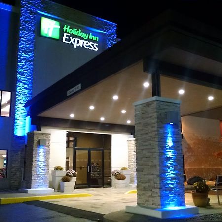 Holiday Inn Express Cloverdale - Greencastle By Ihg Exterior photo