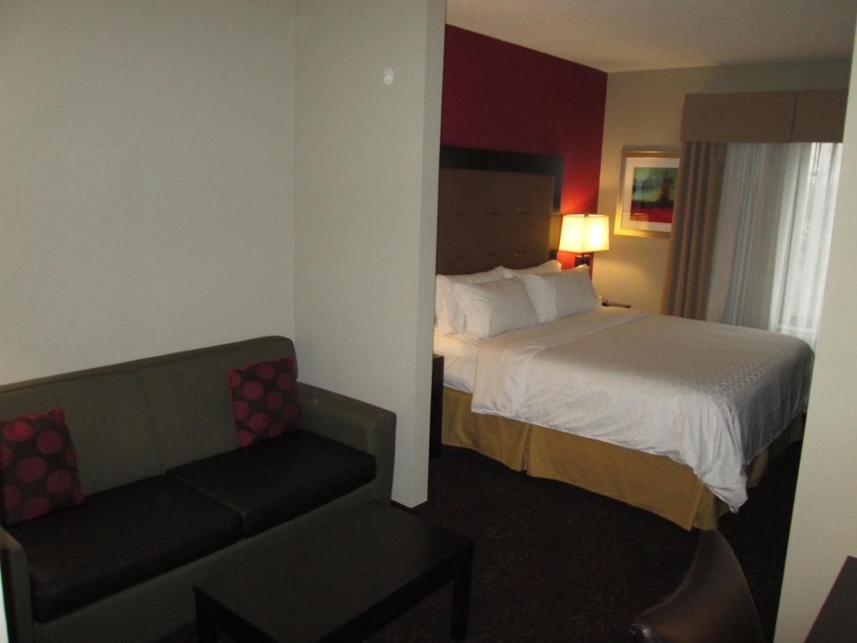 Holiday Inn Express Cloverdale - Greencastle By Ihg Exterior photo