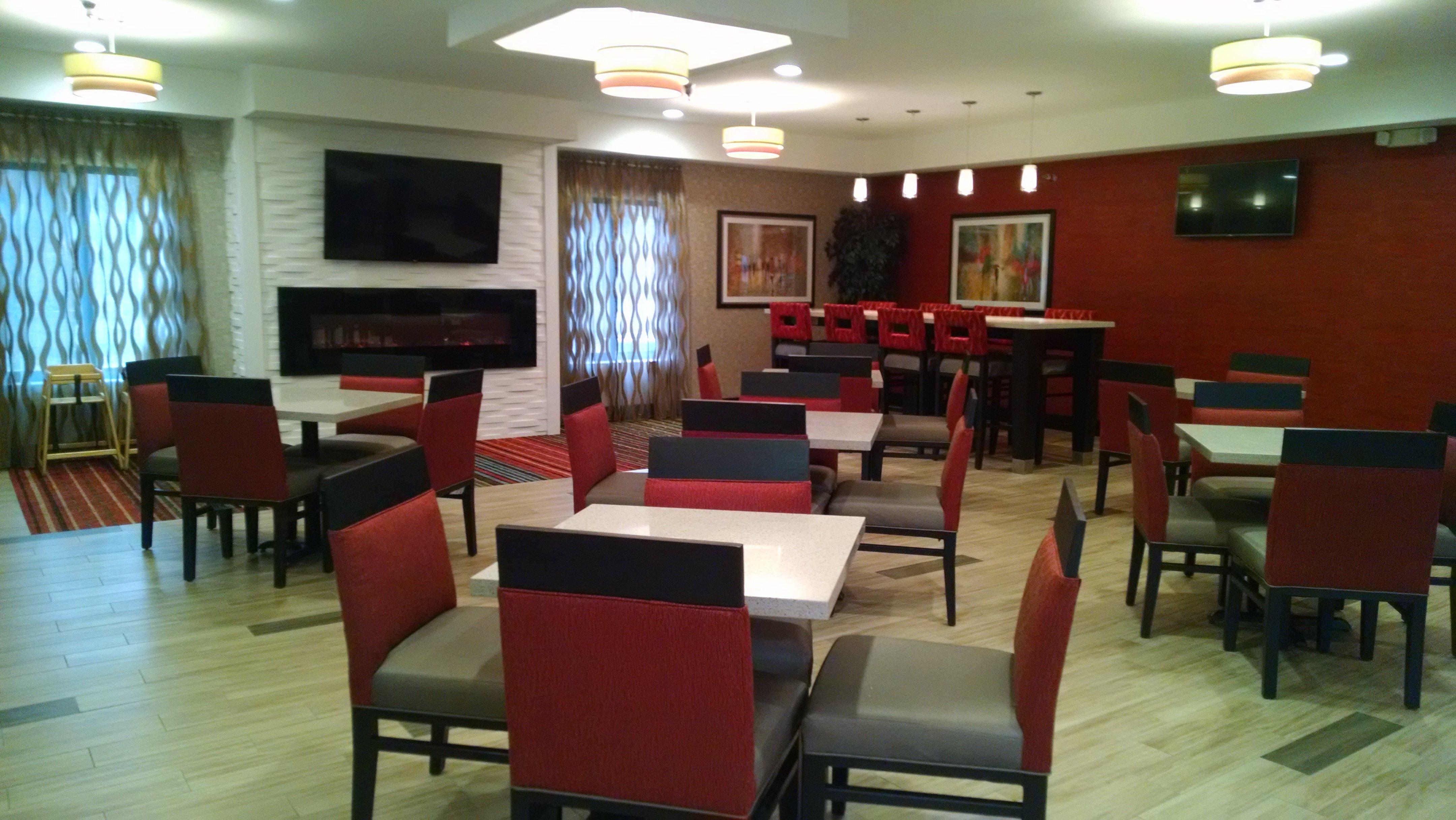 Holiday Inn Express Cloverdale - Greencastle By Ihg Exterior photo